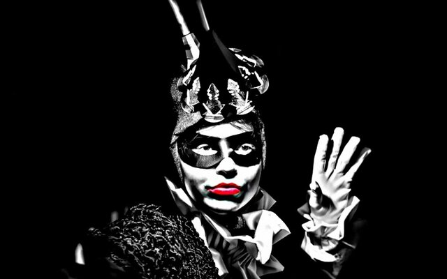 os_iluminados_1080x1920_quiosque_digital