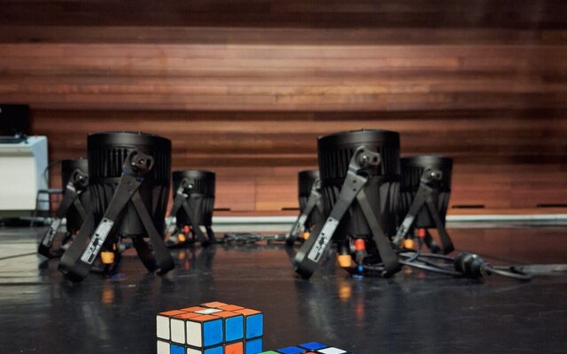 caca_ao_tesouro_no_teatro